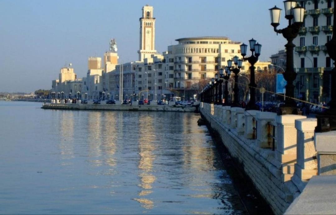 Kalefati Palace Loc.Turistica Bari Bagian luar foto